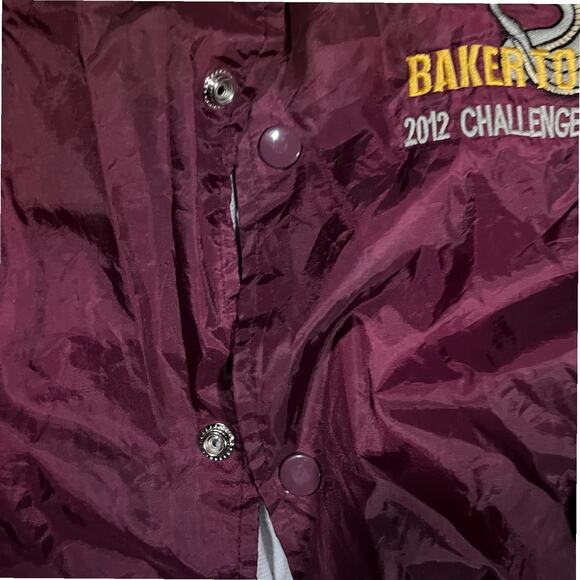 Baker to Vegas XL Vintage Windbreaker Jacket Burgundy 2010s Athletic Event - Picture 3 of 3
